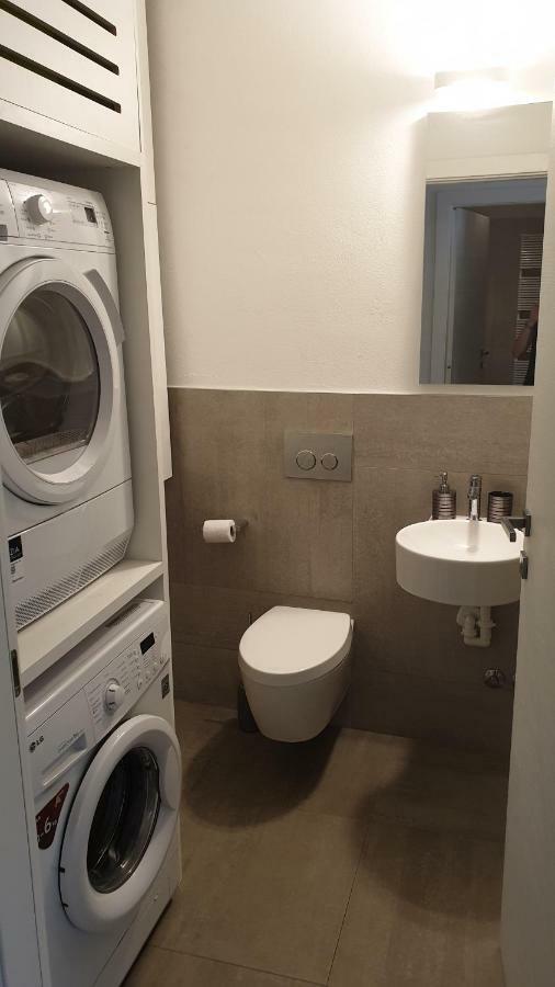 Apartment Old Wall Como Center المظهر الخارجي الصورة