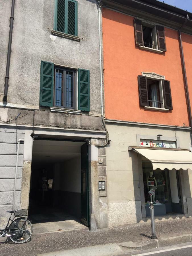 Apartment Old Wall Como Center المظهر الخارجي الصورة