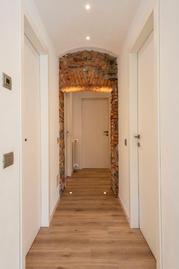 Apartment Old Wall Como Center المظهر الخارجي الصورة